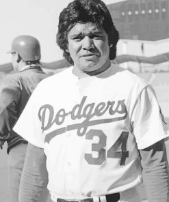 Black And White Fernando Valenzuela paint by number